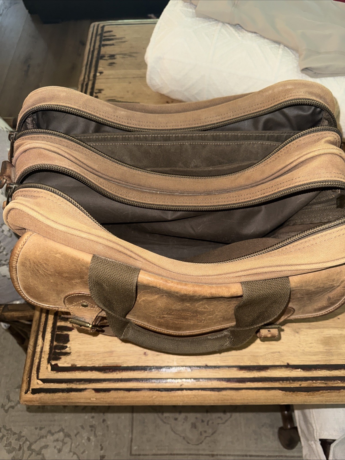 Cabela’s Brown Canvas & Leather Fishing Hunting Camping Large Travel Luggage Bag image 3