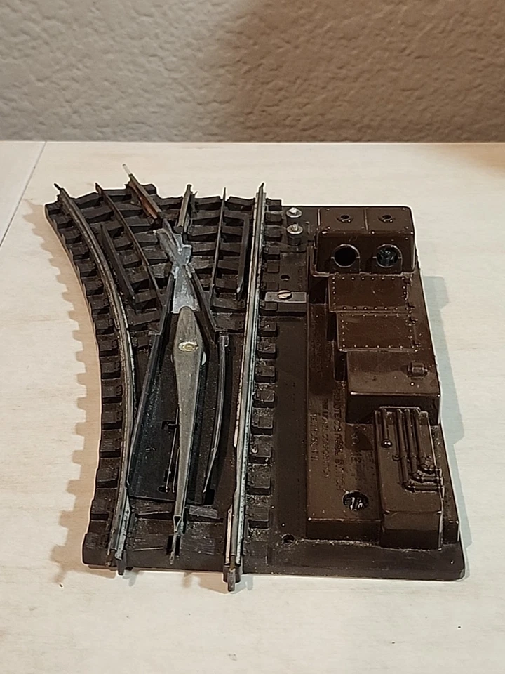 INTERRUPTOR DE CONTROL IZQUIERDO LIONEL SUPER O 112R SIN CAJA NI INTERRUPTOR MANUAL Foto 4 de 4