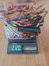 Lot of Crayons Used 2 lbs 12 Oz Bag Bulk Crafts Art Melting Fun Activities