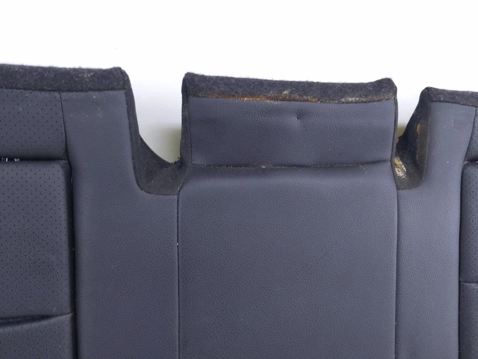 Almofada de assento inferior traseira 2011-2013 Mercedes-Benz E350 *Couro preto - Imagem 3 de 4