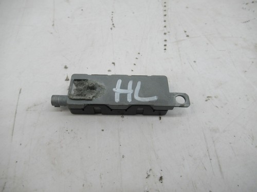 VW Passat 3C B6 05-09 Steuergerät Antennenverstärker vorne links 3C9035552