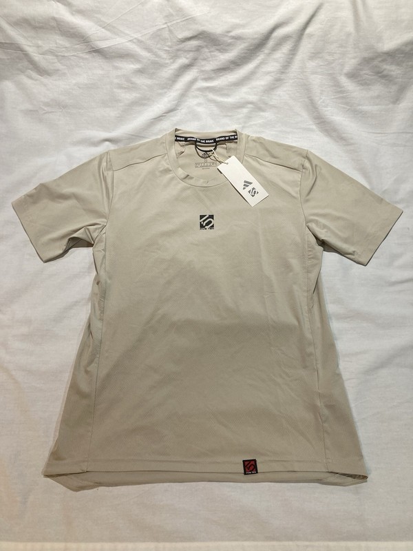 Adidas Five Ten Trail X Shirt, Women’s Size Small, NWT! 