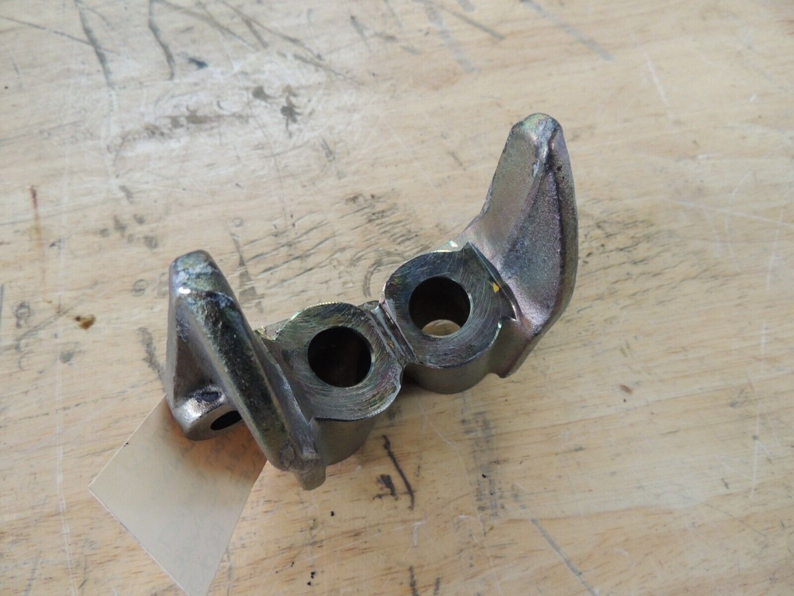93 Bentley Brooklands/RR Lower Triangle Lever Support Bracket Front UR22863