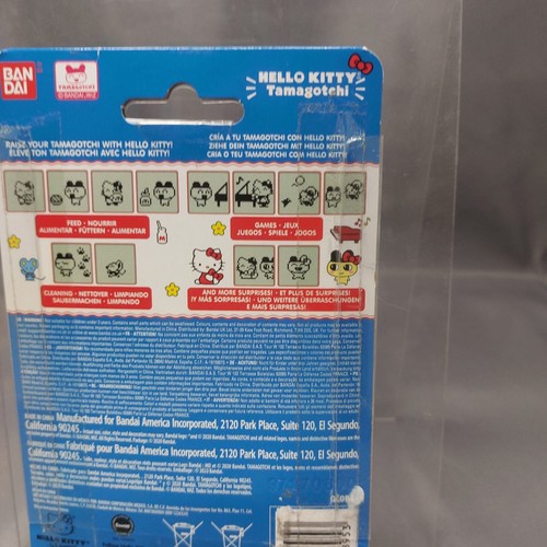 Hello Kitty Tamagotchi Red BRAND NEW - Picture 7 of 17
