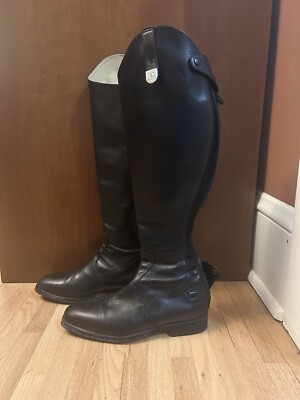 Tucci Sofia Tall Boots size 40 DW
