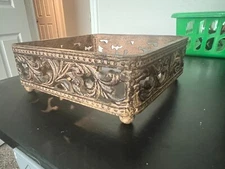 Vintage Cast Iron Plate Holders Ornate Decorative Risers Farmhouse Baroque Set 2