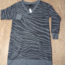 BANANA REPUBLIC Women's M Zebra Gray Animal Print V-Neck Sweater Dress Acrylic