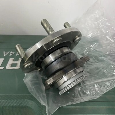 MR589520 Mitsubishi OEM Genuine HUB ASSY, RR WHEEL, Brand NEW, 10 years Warranty