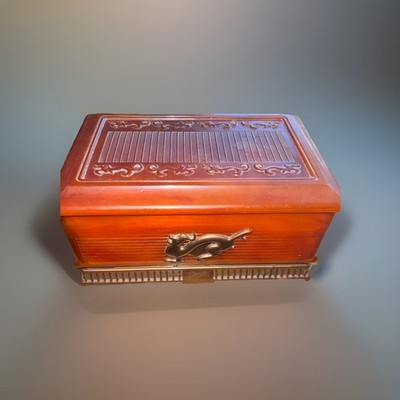 Deltas Box 7.5 L X 5 W X 3.5 D
