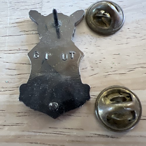Vintage Authentic USAF ROTC GI-UT Service Cap Insignia Badge Pin Back - Picture 9 of 9