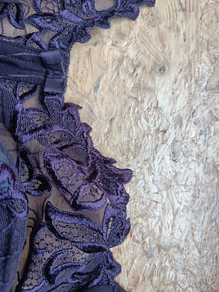 Primadonna Deauville - BH mit Bügeln, Gr. 85 G ,dunkellila/aubergine, NP 100,- - Bild 2 von 4