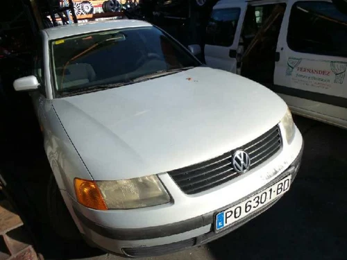 3A0941017 Faro Izquierdo para VOLKSWAGEN PASSAT BERLINA (3A2) GL 1997 522544 - Imagen 2 de 4