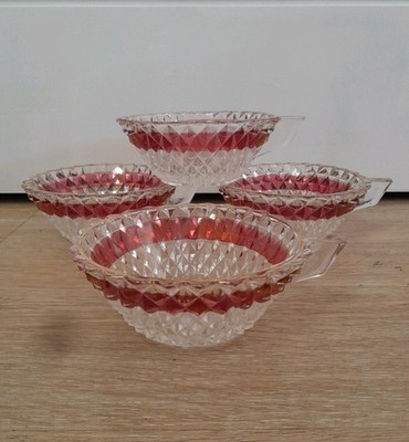 4er Set Vintage / Retro Cranberry geschliffenes Glas Dessert Eisschalen / Schalen