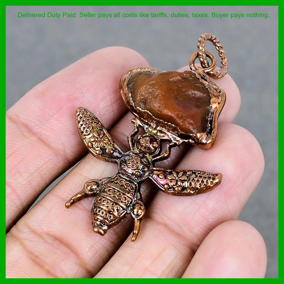 Joyería colgante de cobre natural cornalina áspera boho electroformada y abeja melífera Foto 3 de 4