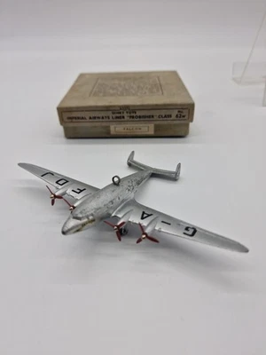 PRE WAR DINKY IMPERIAL AIRWAYS FROBISHER CLASS LINER PRE WAR AIRCRAFT NO.62W - Image 1 of 4