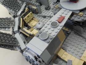 Lego Star Wars Millennium Falcon 75105  with 5 mini figures and manual