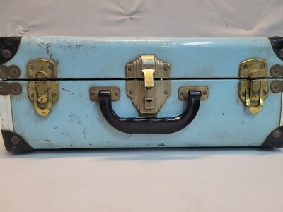 L~Vintage Worcester T&S Metal Luggage Suitcase Solid Hard Suit