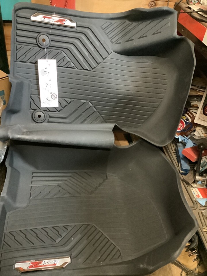 2020 2024 Chevrolet Silverado Z71factory front all weather floor mats
