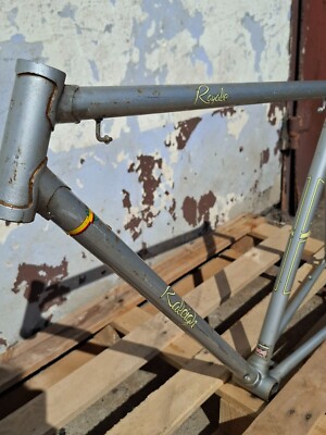 Retro Bicycle Frame a Raleigh Royal Touring Frame a 53 cm ST / 57 cm TT