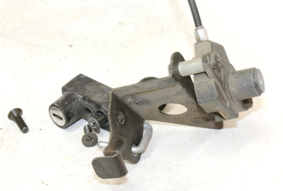 Защелка 1999 Kawasaki Ninja Zx6r Zx600g - Изображение 4 из 4