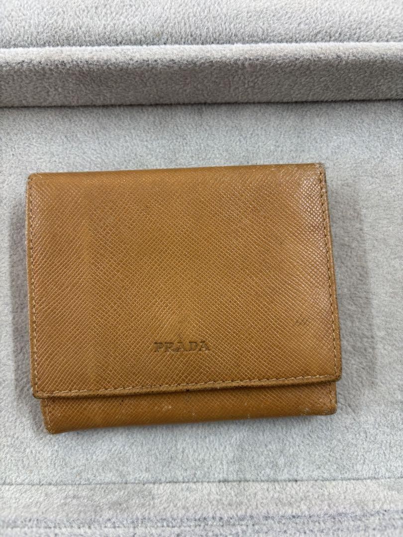 Prada Vintage Beige Leather Bifold Wallet 8.3cm x 9.6cm Pre-Owned