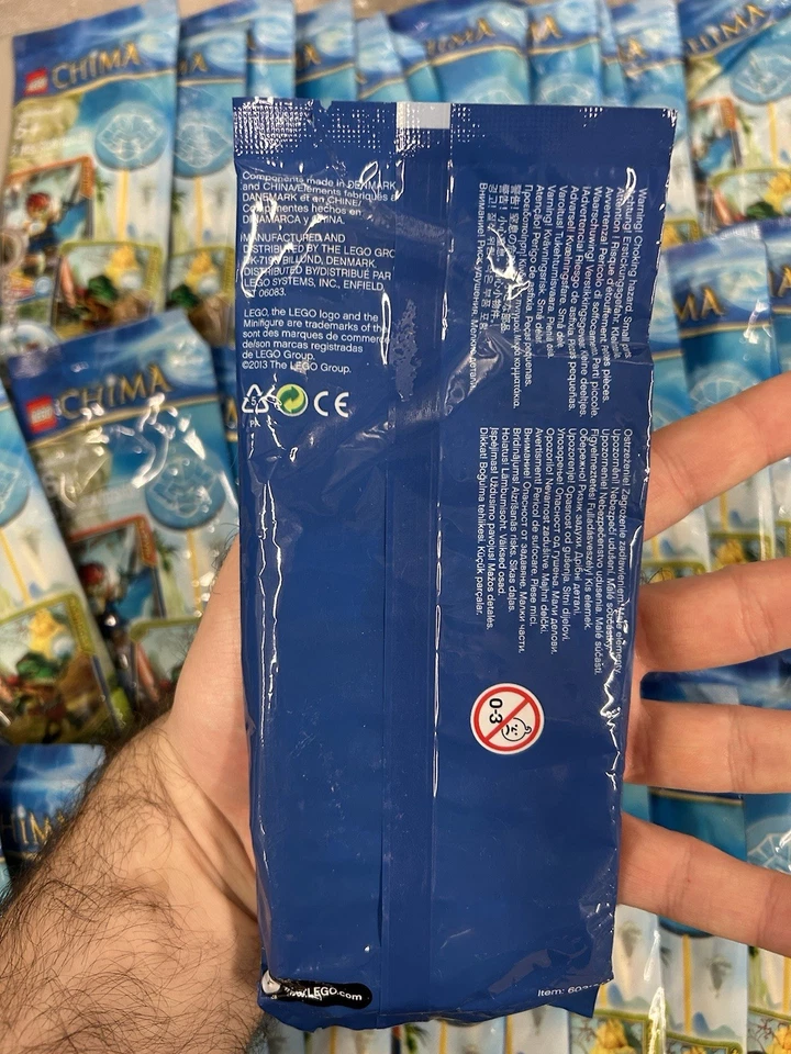 Lot of 46 Lego Legends Of Chima (6031640): Promotional Pack Cards Keychain - Image 3 of 4