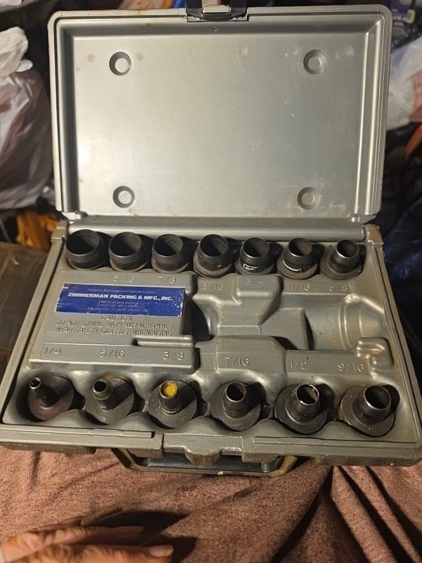 Tools- Spearhead 130 Power Punch Maxiset missing punch