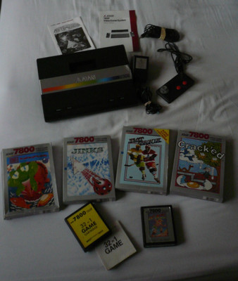 Boxed Atari 7800 Konsole + 6 Spiele