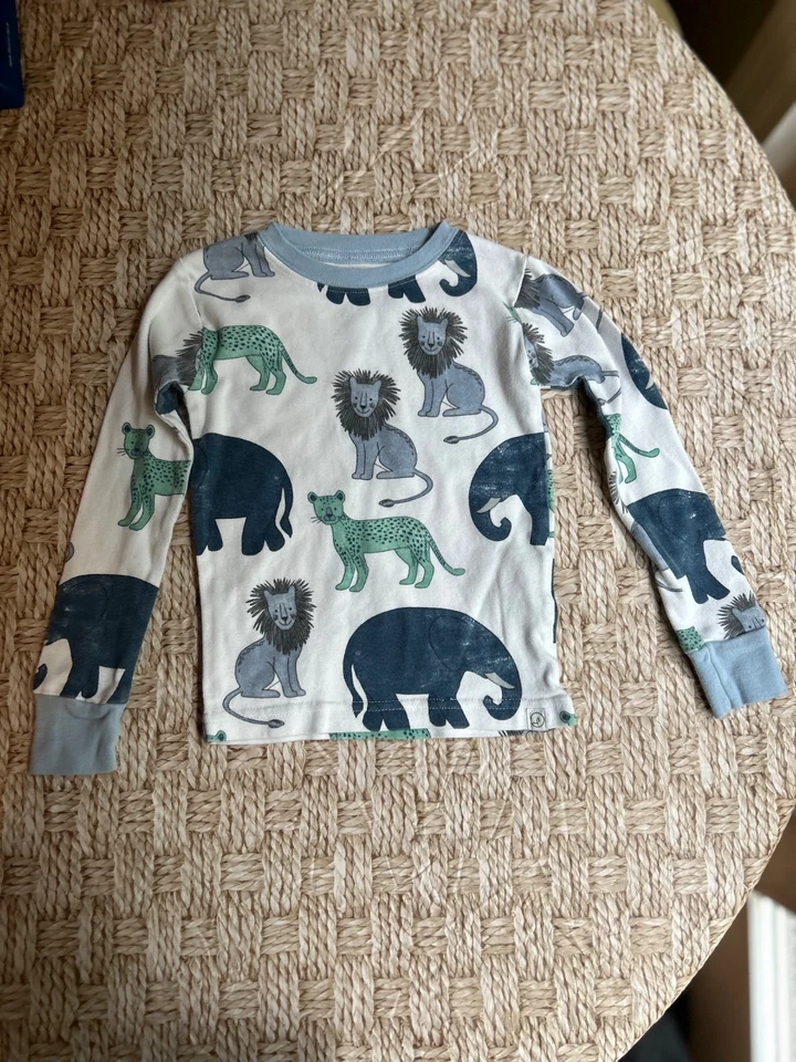Carter's Little Planet Organic 4T Pijama Set Elefantes Leones Selva Foto 3 de 4