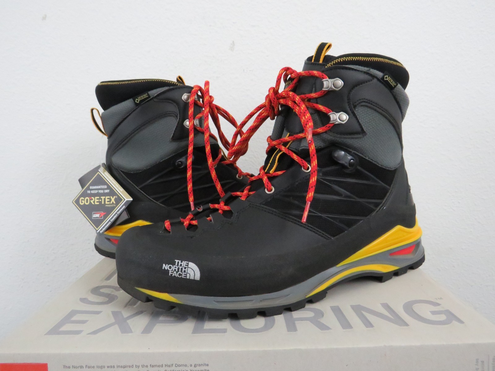 Hombres 12.5 The North Face Verto S4K GTX Botas de Escalada Montañismo Negras $350