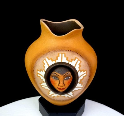 Estella Loretto Signed Native American Pottery Sculptural Face 6 1/4'' Olla Vase