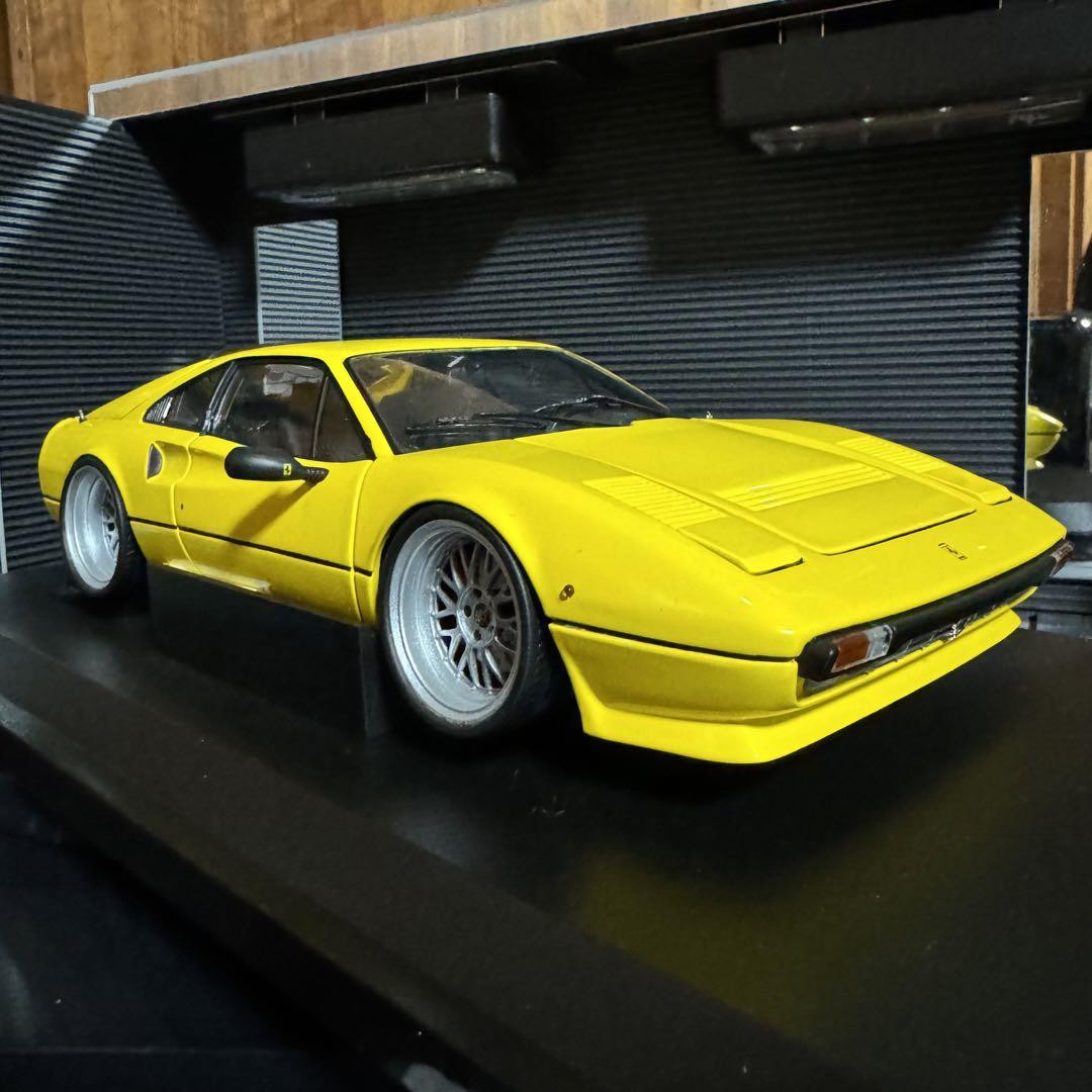 京商 KYOSHO 1⁄18 Ferrari 308 GTB (1976) フェラーリ 308 GTB (RED