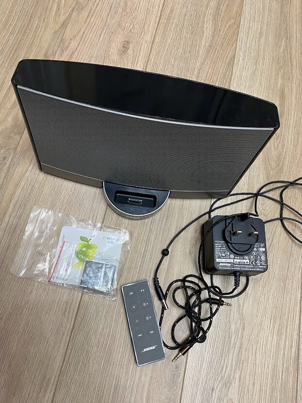 Bose Portable SoundDock Black + New Wireless Bluetooth. V G C & P