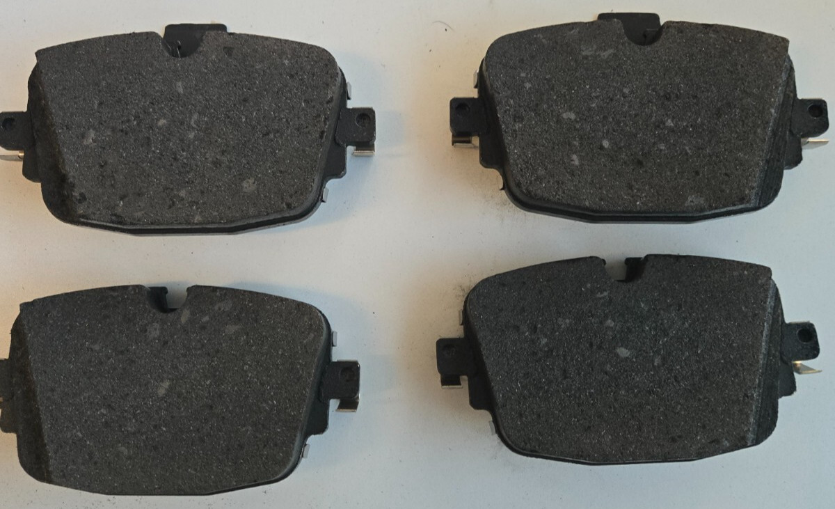 Lamborghini Urus rear brake pads NEW