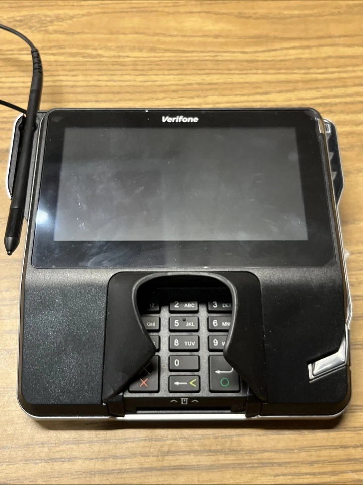 Terminal de pago con tarjeta de crédito Verifone MX925 Foto 2 de 4