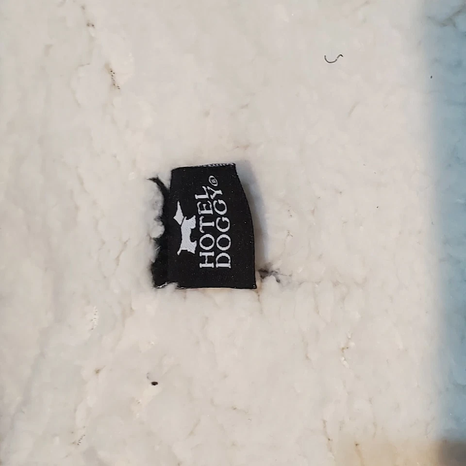 NWOT HOTEL DOGGY SIZE MEDIUM MELTON GREY BUFFALO CHECK SHERPA DOG VEST COAT - Image 4 of 4