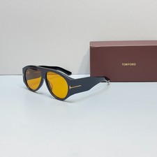 Tom Ford TF1044 Black Frame Yellow Lens Sunglasses Oversized Aviator New w/ Case