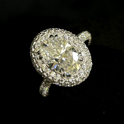 DEFECTIVE without packaging 230TCW Oval Cut Moissanite Halo Proposal Eng G3D