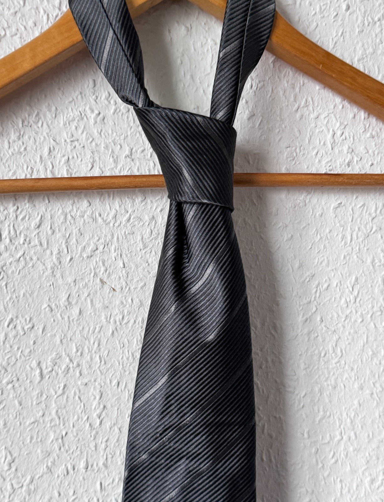 Walbusch Pure Silk Ribbed Tie in Charcoal Grey image 2