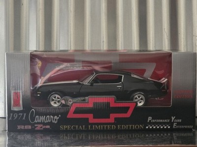 RC2 Ertl Performance Years 1971 Chevy Camaro RS Z28 1:18 Diecast