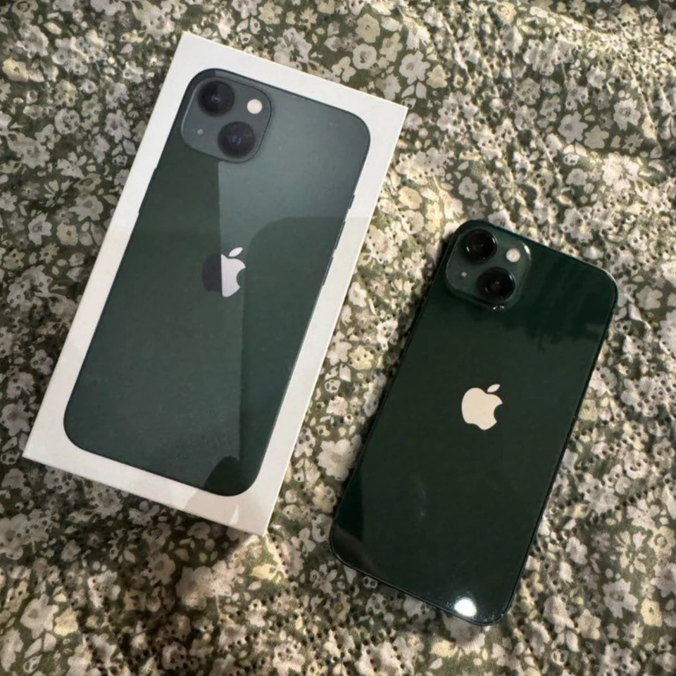 Apple iPhone 13 · 256GB, photo 2 sur 5