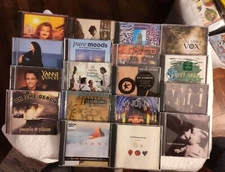 CD Lot Of 18 Various Music Yanni, Celtic Music And Tony Rich Project,ETC..