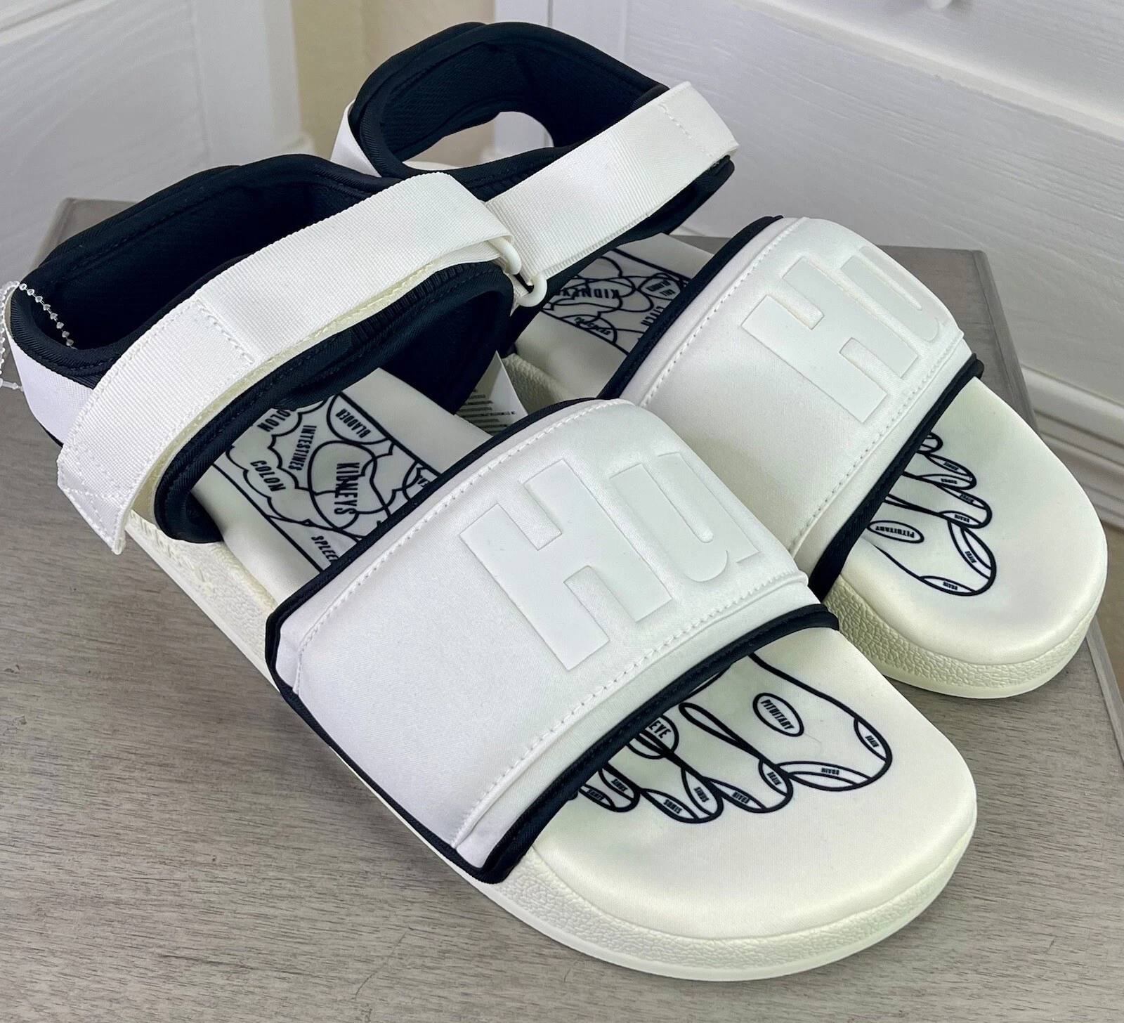 Sandali Adidas Adilette 2.0 HU Human Race Pharrell Off White GZ1891 Uomo 10