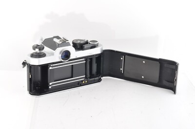 Nikon New FM2 Silver SLR 35mm Film Camera Ai-s 50mm f/1.4 Nikon New FM2 Silver SLR 35mm Film Camera Ai-s 50mm f/1.4