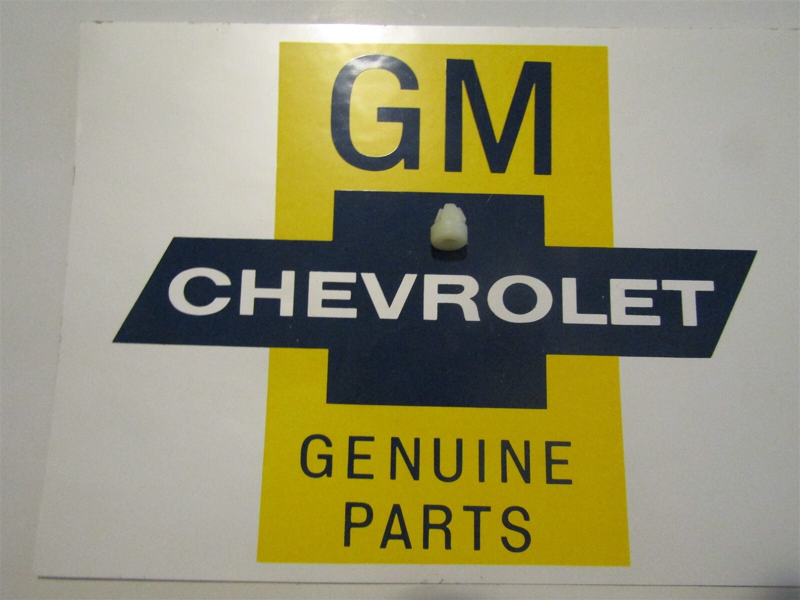 NOS 1966 1967 CHEVROLET CHEVELLE 1968 IMPALA HEADLIGHT BEZEL RETAINER