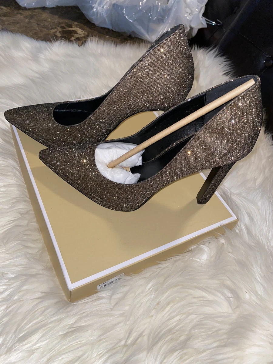 Brielle pump hotsell michael kors