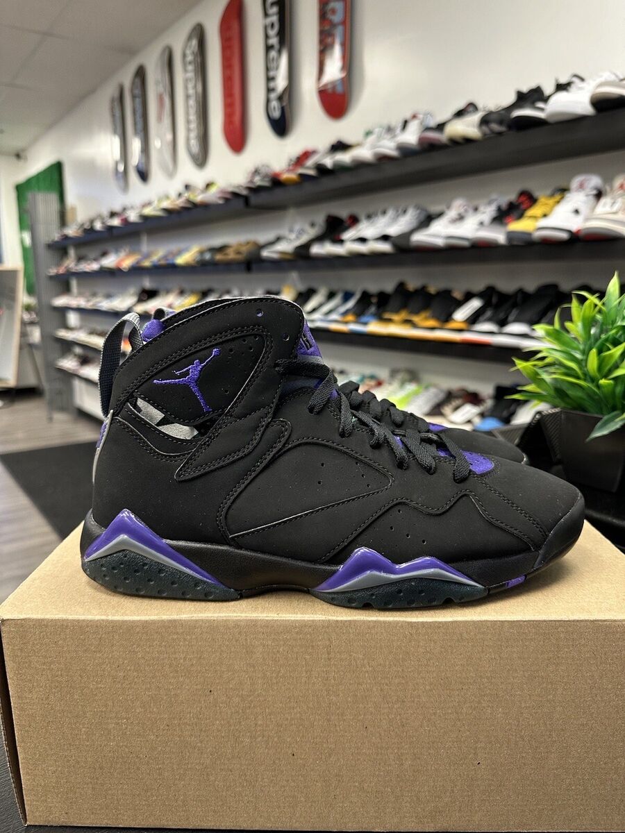 Jordan 7 Ray Allen Size 8 Pre-Owned 304775053 Black Purple Jordan 7 Ray Allen Size 8 Pre-Owned 304775053 Black Purple