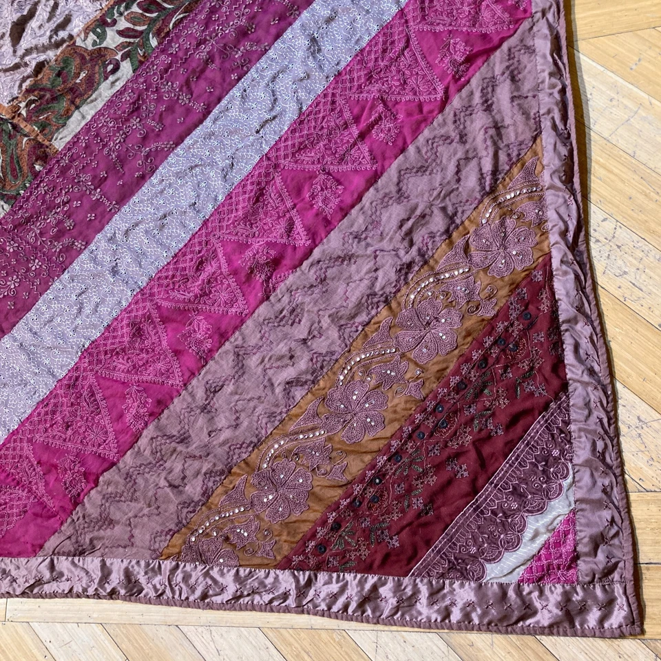 Vtg 90s handmade Indian kantha embroidered patchwork boho quilt queen king silk - Image 4 of 4