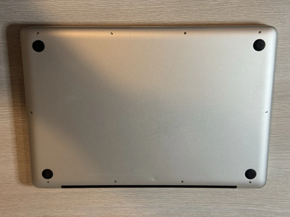 Apple MacBook Pro (15-inch, Mid 2009) 2.8GHz, 8GB, 2TB - Image 4 of 4