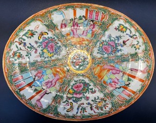 Chinese Export Familia Rose Medallion 13 1/4" Oval Platter Very Good Condition